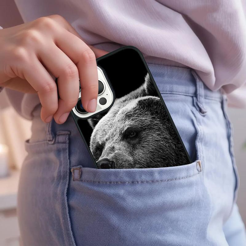 Cute Grizzly Bear Phone Case For iPhone 17 Air 15 16e 14 13 Pro Max Coque 12 11 Pro Max PLUS cover