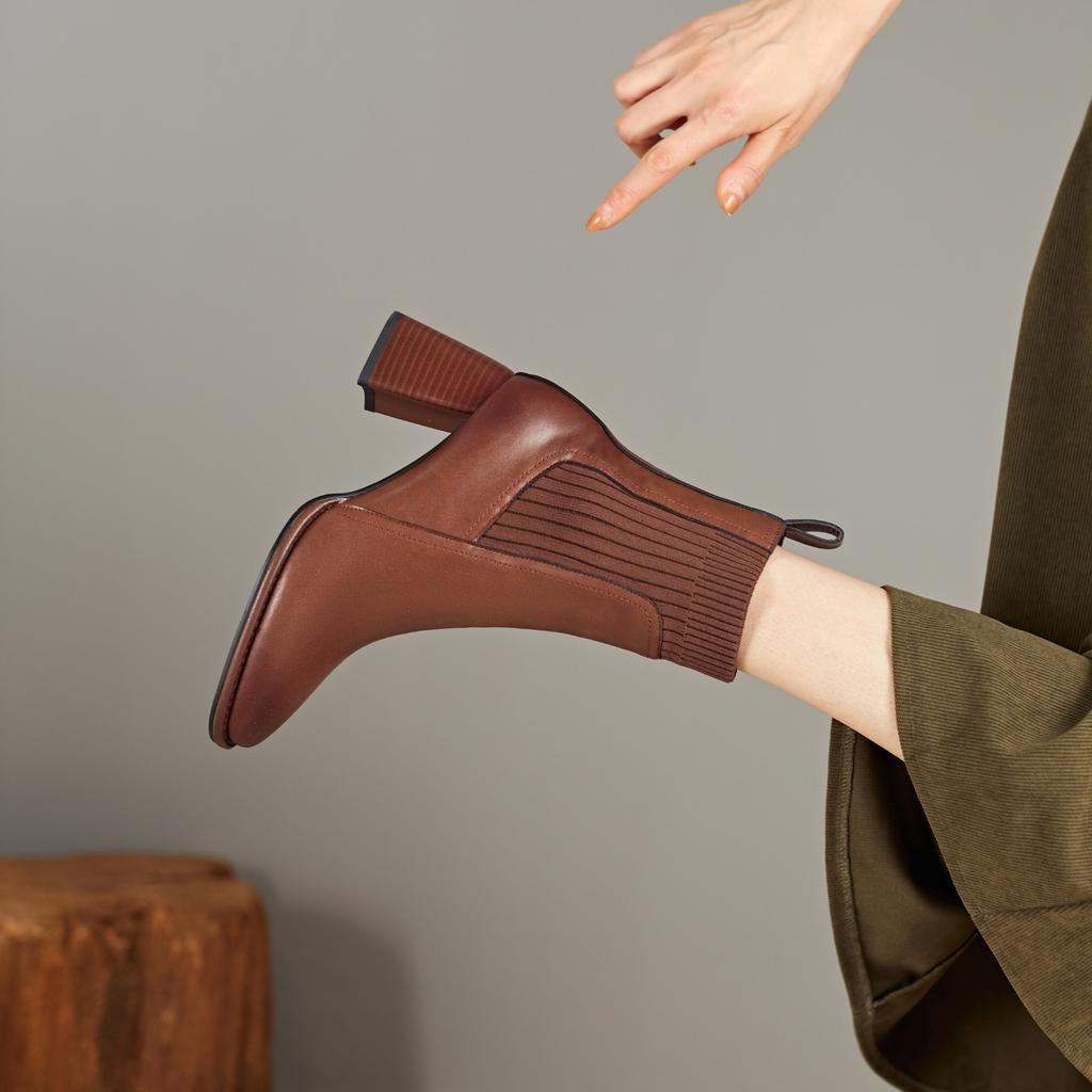 Square Head Leather Surface Fly-woven Socks Leather Boots Women's 2025 Korean Version of the New High-heeled Women's Boots Fashion Elastic Thin Boots