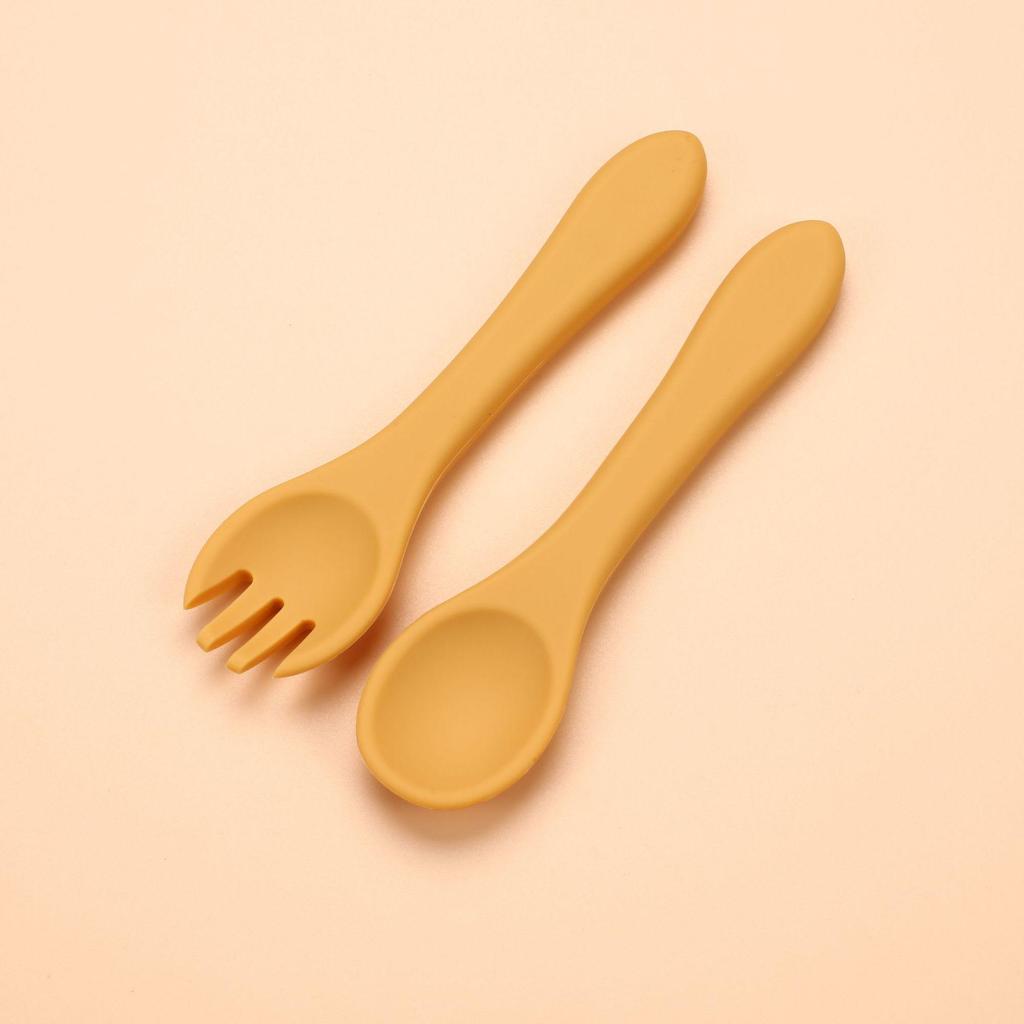 Премиальный силиконовый набор для кормления детей: Устойчивая к высоким температурам, противопадающая присоска и защитная пластина