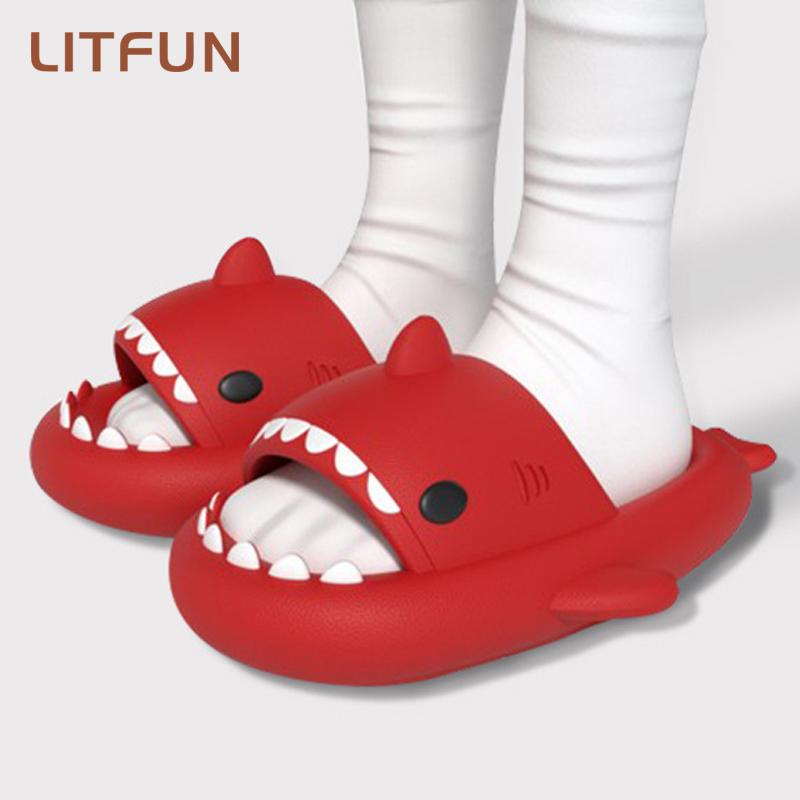 Модные шлепанцы на толстой подошве в виде акулы Litfun для женщин и мужчин, премиальные повседневные сандалии, классические уличные парные забавные шлепанцы, домашняя милая обувь из ЭВА