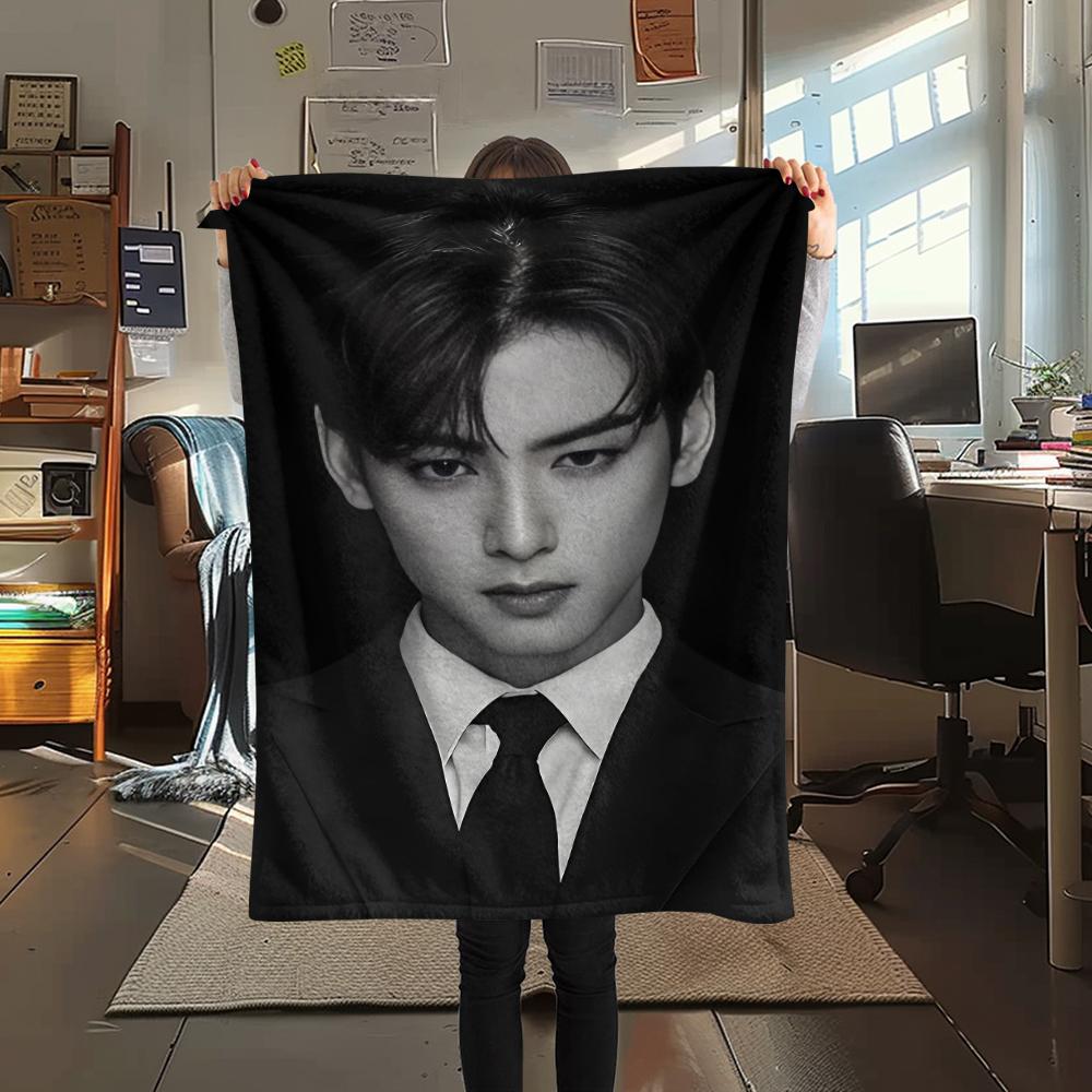 1 шт. Фланелевое одеяло с принтом Ча Ыну, Высокое качество, Для всех сезонов, Декор для дома, Тепло и уют, Идеально для рождественских подарков