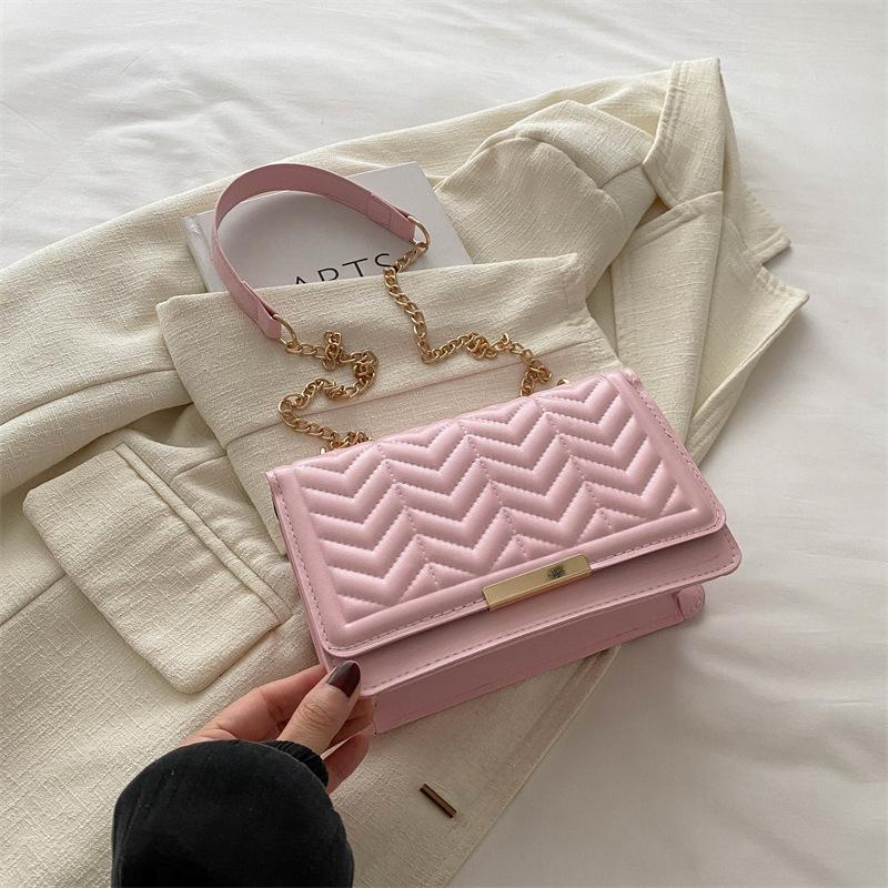 Новая модная и стильная маленькая квадратная сумка для женщин, повседневная и красивая сумка через плечо с цепочкой