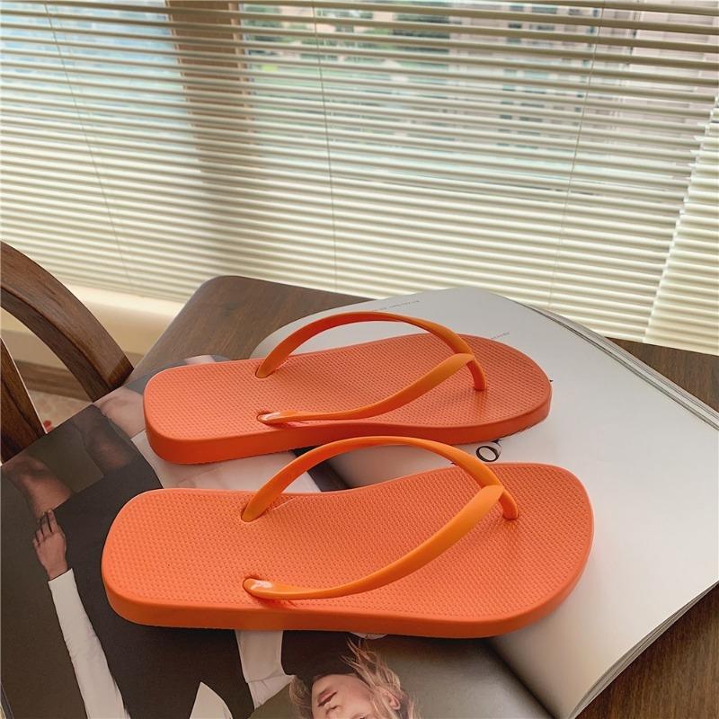 Новая женская обувь в елочку, простые шлепанцы для пар, пляжные крутые тапочки