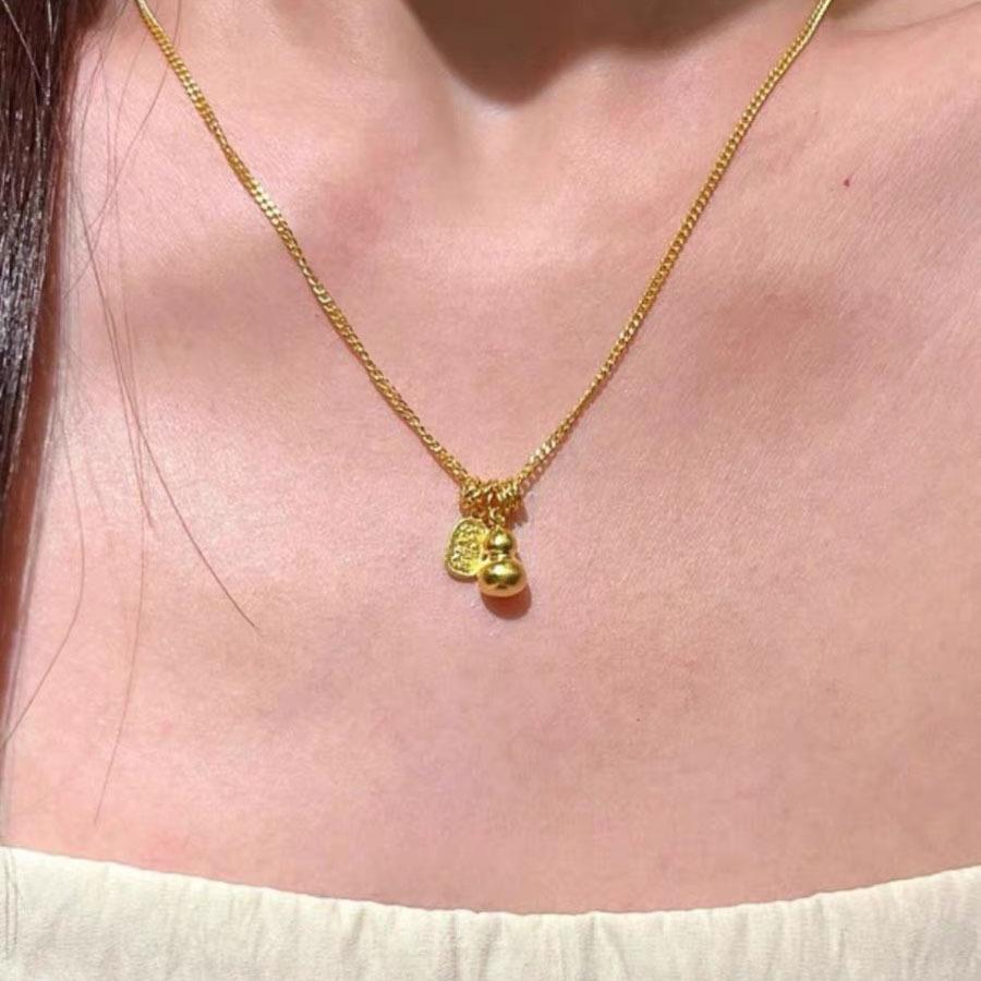 Простой темперамент Золотое колье-бини женское