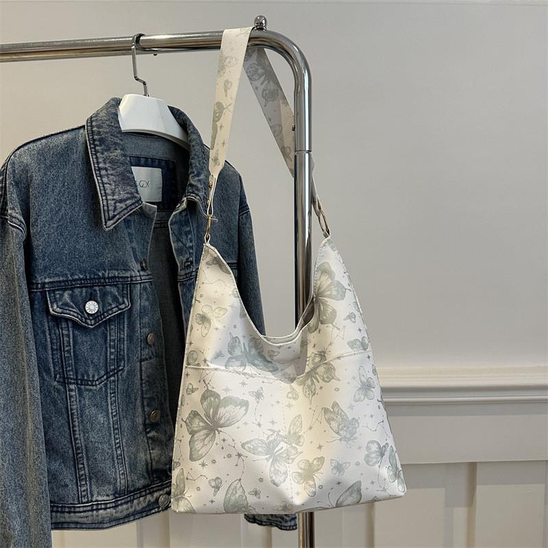 Stylish And Spacious 2024 Autumn Women's Large Capacity Tote Bag For Daily Use