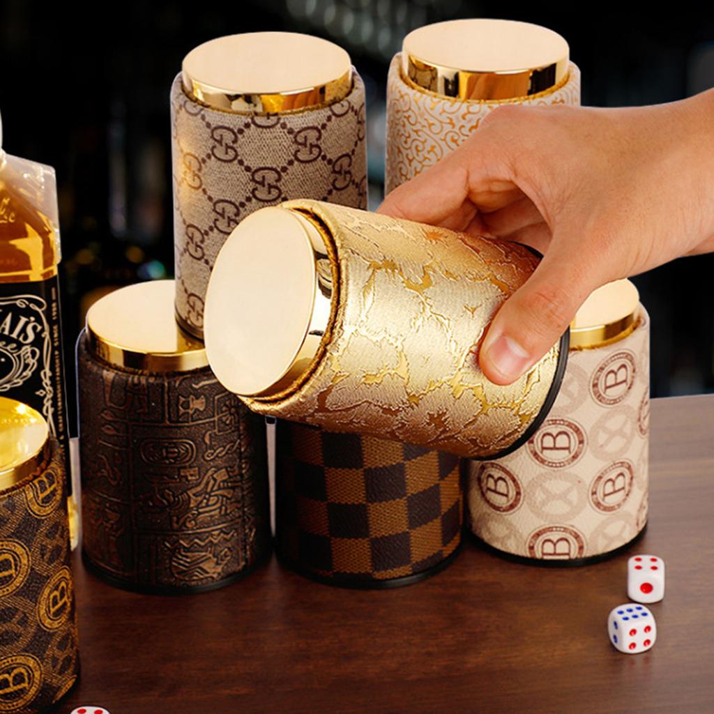Контейнер для встряхивания кубиков с набором из 6 кубиков для настольной игры, чашка для кубиков из искусственной кожи, прочная, удобная для рук