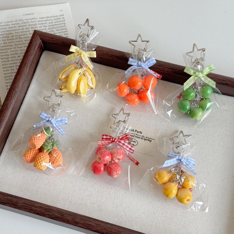 Creativity Mini Banana Pineapple Pendant Keychain Simulation Fruits Design Backpcak Hanging Piece Bag Charm Car Key Chain