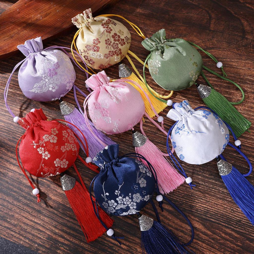 Ароматическое саше с вышивкой «Цветущая слива» в древнем стиле - Подвеска для автомобиля Ханфу или мешочек для подарков на удачу