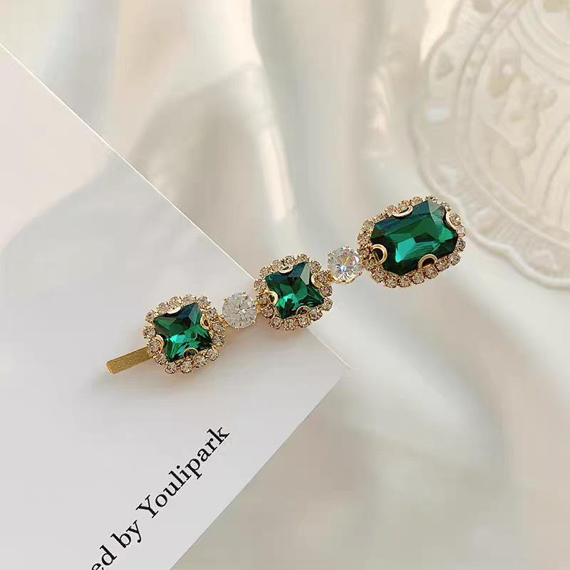 Emerald Rhinestone Retro Hair Clip for Women - Versatile, Elegant One-Word Hairpin for Bangs