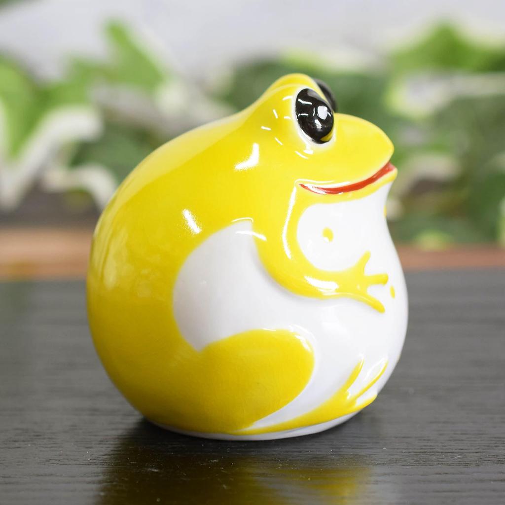 Лягушка орнамент Кутани изделия счастливая лягушка желтая глазурь керамика талисман удачи фэн-шуй предмет