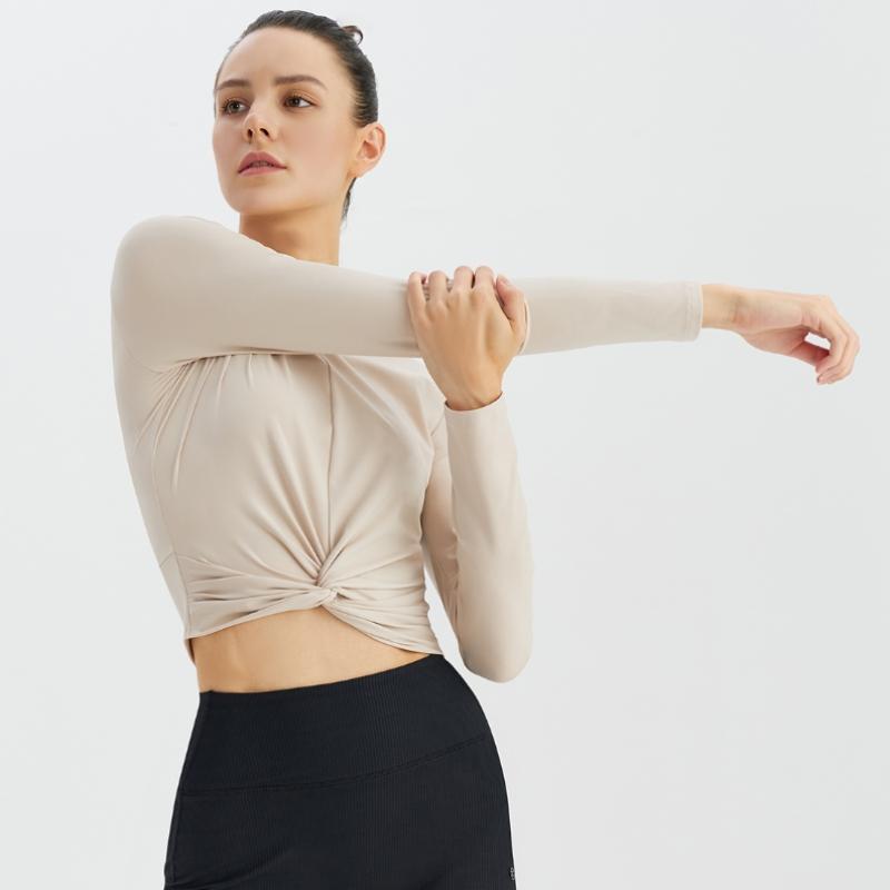 Huit Twisted Long Sleeve Crop Tee Htwtl3k06t