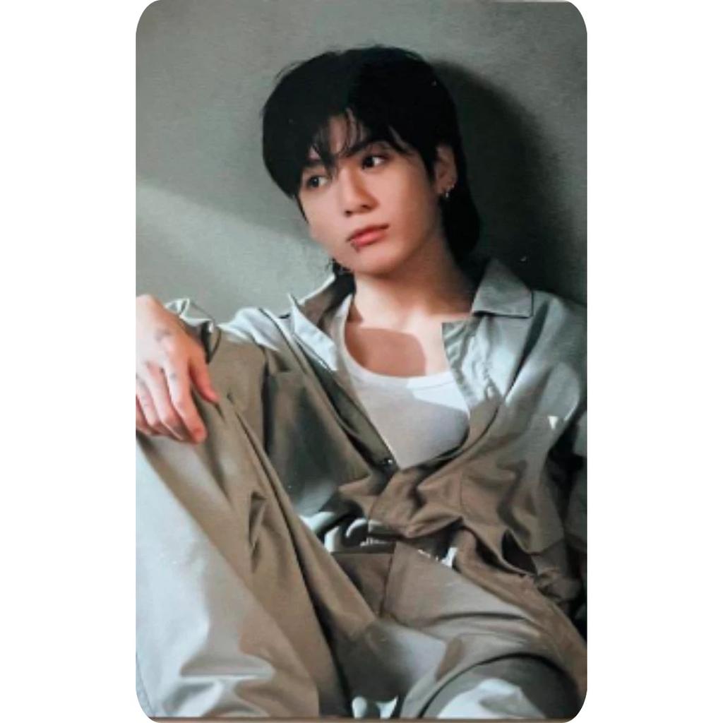 BTS ЧОНГУК l Я ВСЕ ЕЩЕ ДВИГАЮСЬ ЯПОНИЯ БЛАГОТВОРИТЕЛЬНОСТЬ Официальная Фотокарточка КИНО Чон Чонгук