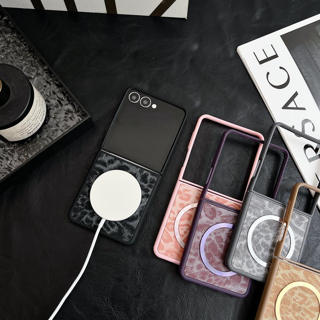 Чехол для Samsung Galaxy Z Flip3 Flip4 Flip5 Flip6 Flip7 с задней кожей и противоударным бампером для телефона MagSafe