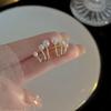 Серьги-гвоздики с жемчугом серебряного и золотого цвета, женственные геометрические серьги-крючки, креативные винтажные французские ювелирные аксессуары