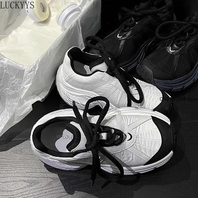 2025 дизайнерская роскошная спортивная обувь для женщин, трендовая мода, повседневные кроссовки на шнуровке для бега, дышащие женские теннисные кроссовки на плоской подошве