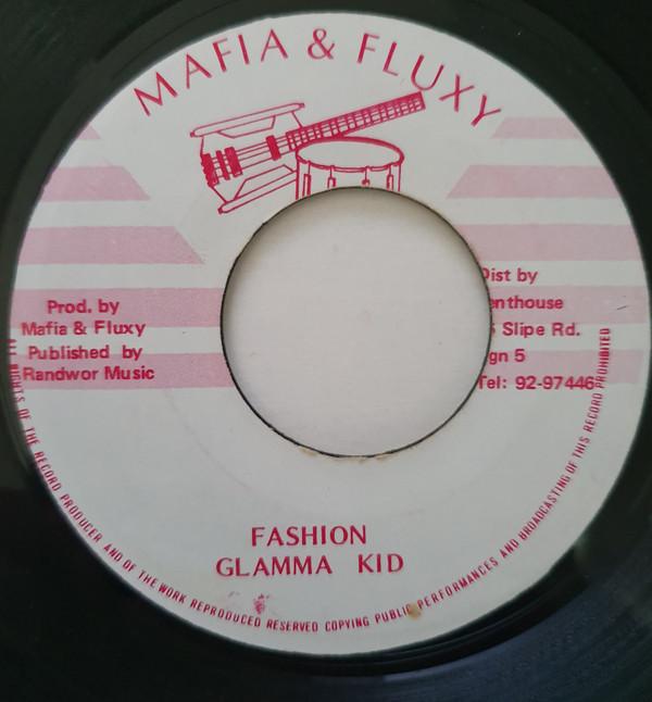 7-дюймовая пластинка GLAMMA KID Мода НЕТ Мафия и Fluxy 1995 Ямайка Регги Ска Даб Б/у