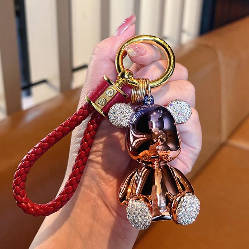 High-End Diamond-Encrusted Violent Bear Keychain Women'S Fashion Car Key Chain Exquisite Bag Pendant Creative Key Ring