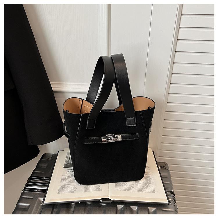 Нишевая сумка женская сумка на плечо ретро замшевая нишевый дизайн сумка-мессенджер сумка-ведро