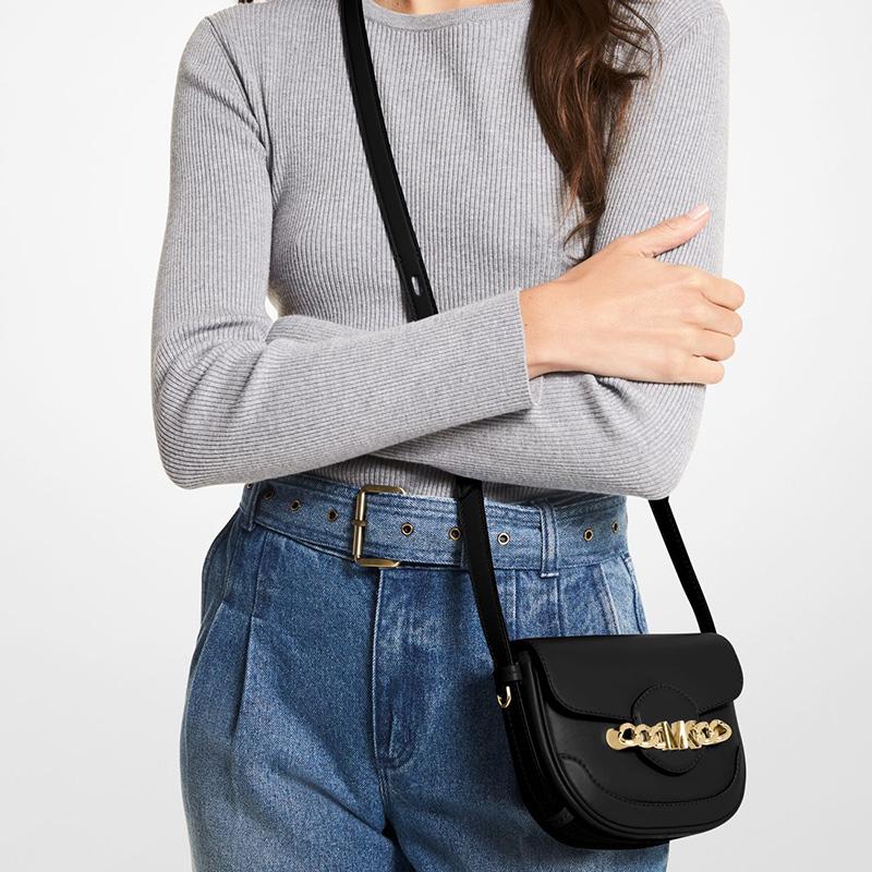 Michael Kors MK Hally Сумка-седло из винтажной кожи однотонная с буквенной пряжкой Женская сумка через плечо Черная 32F1G2HC1L-001