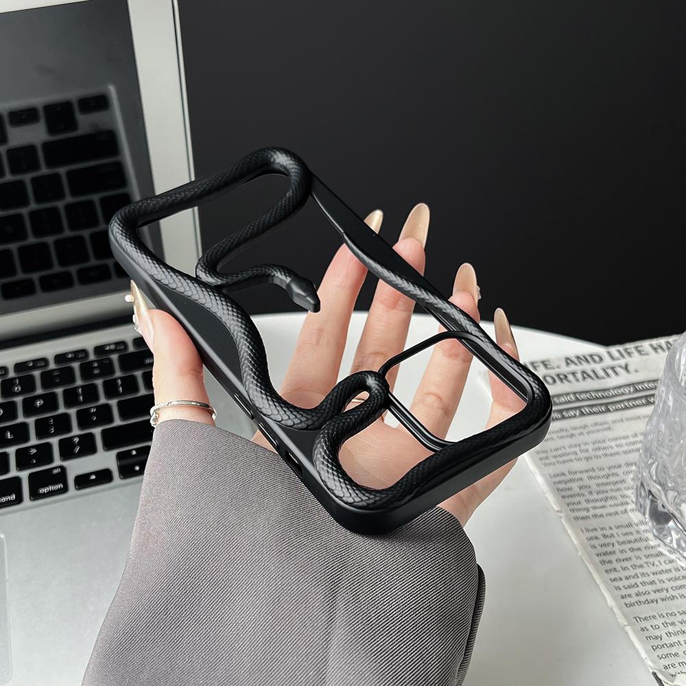 Крутой 3D чехол-змея с полыми элементами для рассеивания тепла для iPhone 17 16 15 14 13 12 11 Pro Max, белый, ударопрочный, из мягкого силикона