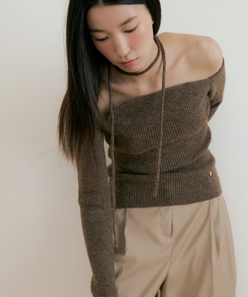 LUCIR ZU Wool Upper Strap Knit (Brown)