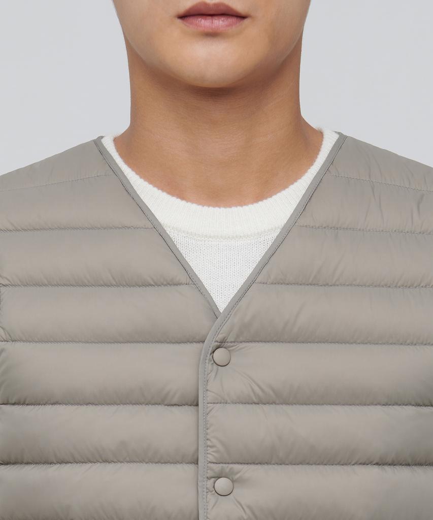 Musinsa Standard V-Neck Light Down Vest [Beige]