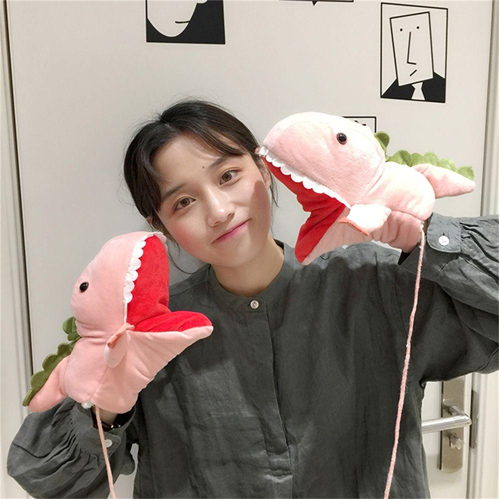 Милые перчатки с динозаврами для девочек, студентов, зимние теплые варежки с подвеской на шею с рисунком