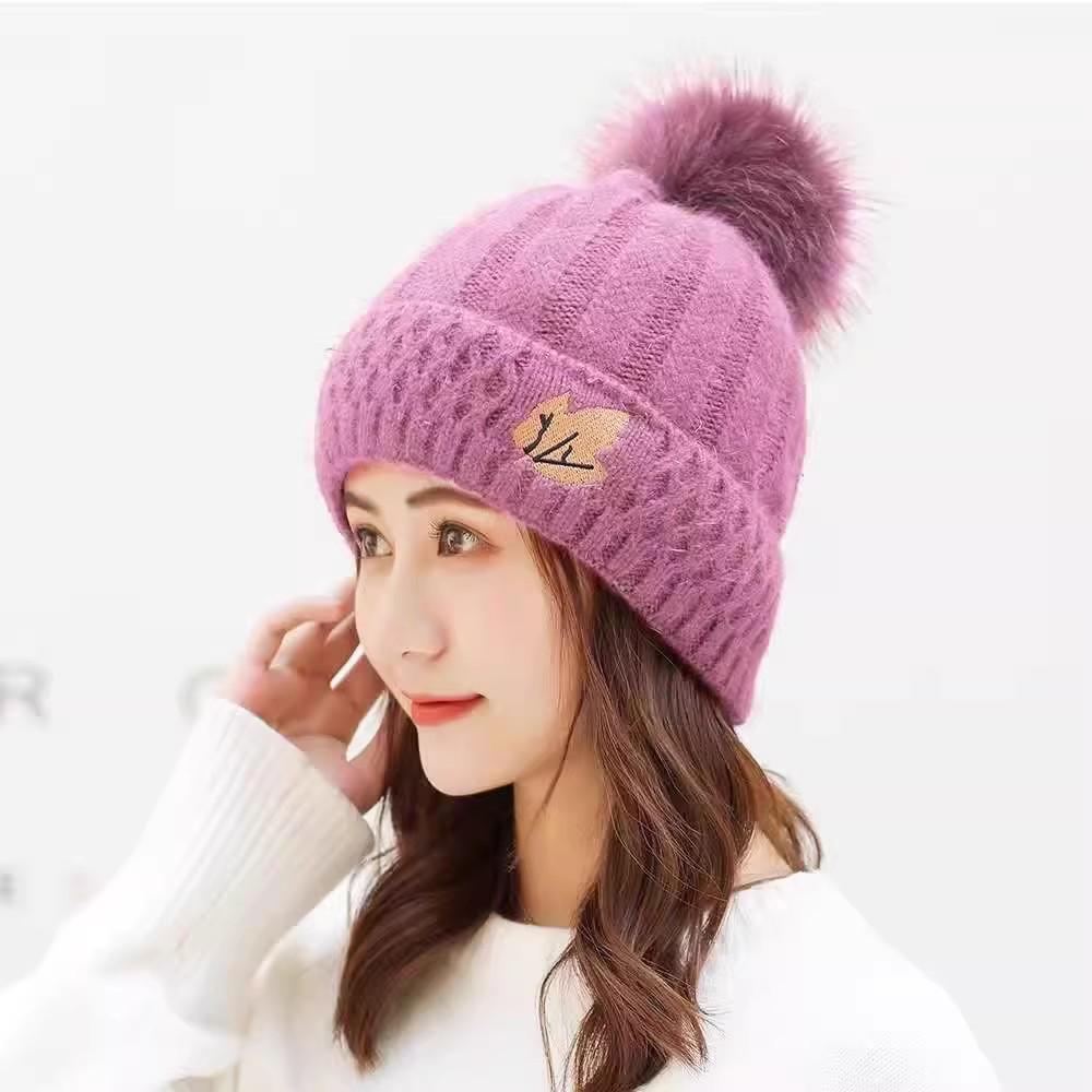 Korean Style Women's Winter Hat: Fashionable Rabbit Wool, Velvet-Lined, Warm Knitted Pullover.