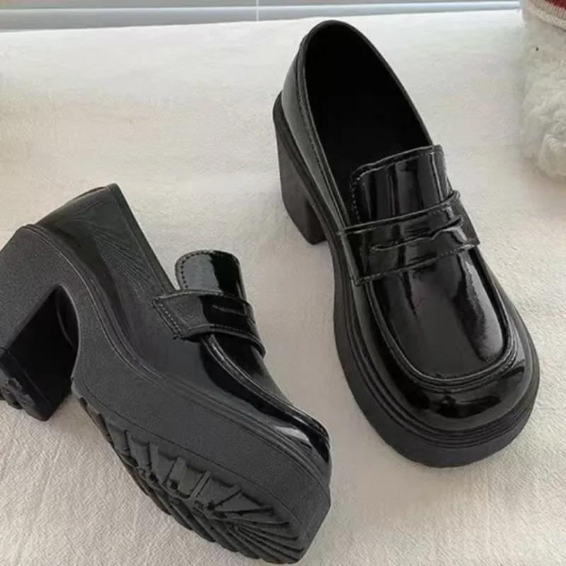 2024 Брендовая обувь для женщин, лоферы, женские туфли на высоком каблуке, модные туфли без застежек для офиса и карьеры, горячая распродажа, туфли на каблуке с круглым носком для женщин, Zapatos