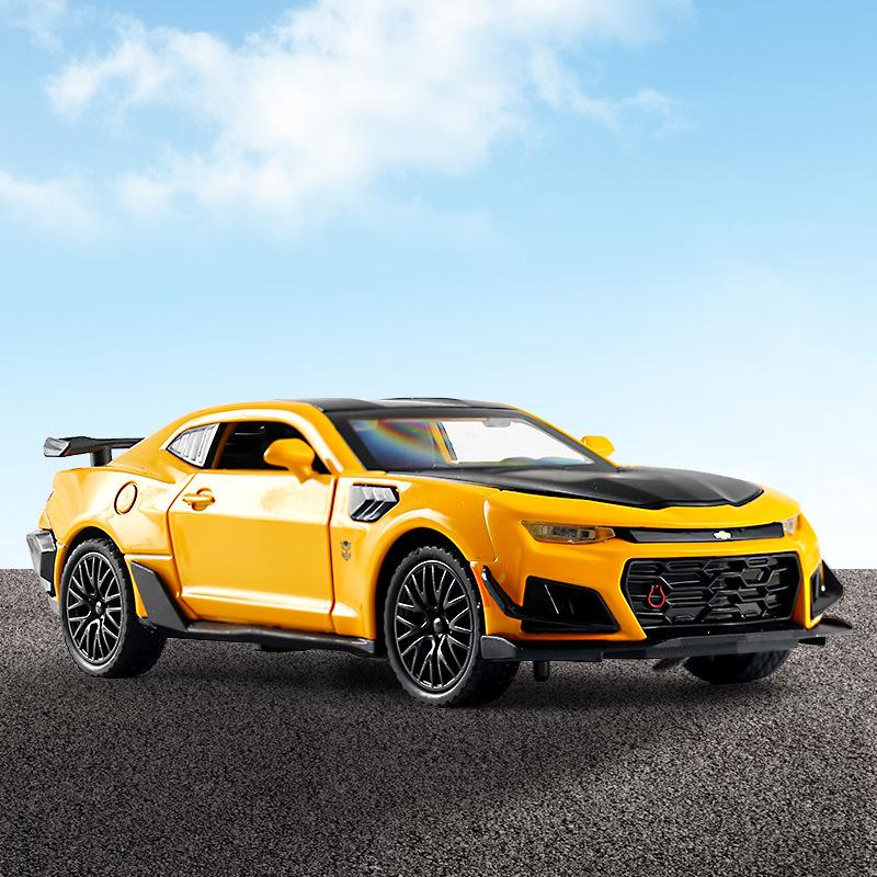 1/32 Scale Camaro Hornet Sports Car Alloy Diecast Model Sound & Light Children Toy Collect Display Ornament Birthday Present for Boys