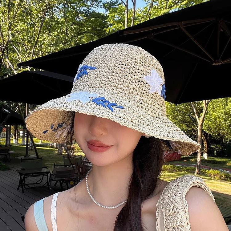 Women's Large Brim Foldable Breathable Straw Sun Hat for Summer Travel & Vacation