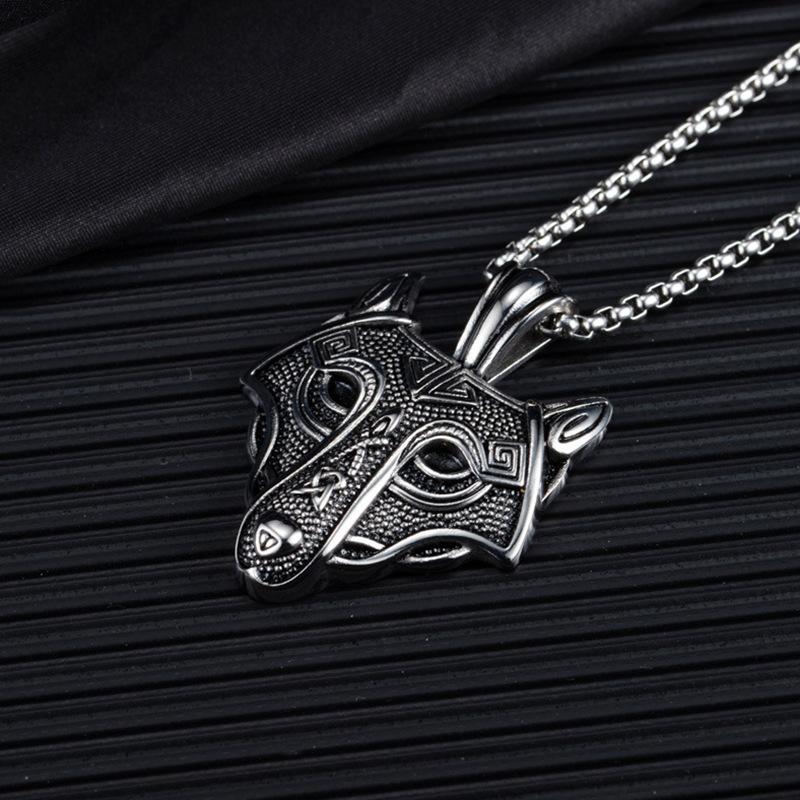 New Titanium Steel Wolf Head Accessory Nordic Viking Titanium Steel Hip Hop Necklace for Men