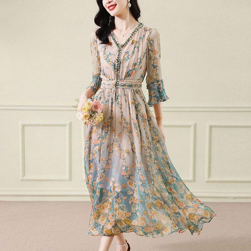 Шелковое платье Женское Летнее Французское Приталенное Цветочное Элегантное V-образный вырез Длинная юбка