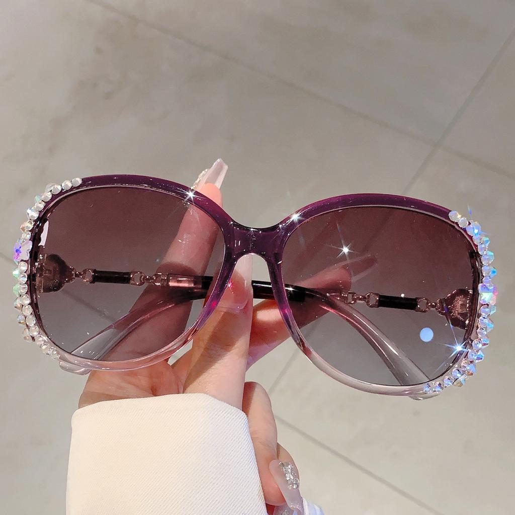 Luxury Brand Non-Polarized Sunglasses Women Sunglasses Protection Fashion Sunglasses with Rhinestone Sun Glasses Female Glass