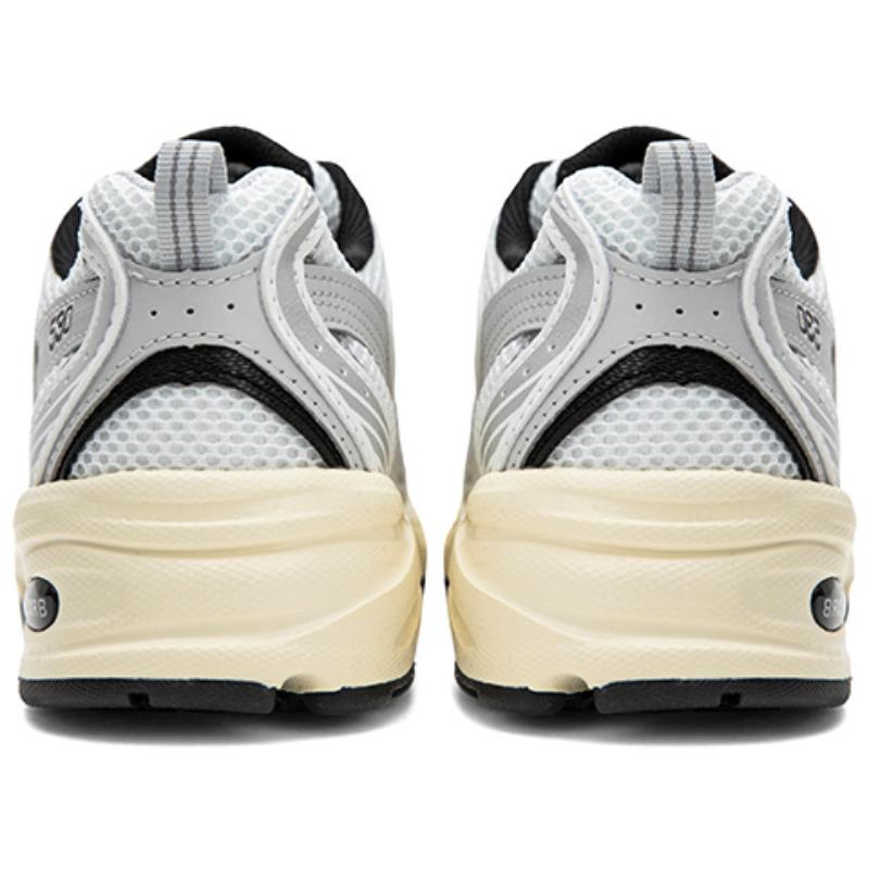 New Balance 530 Серебристые кремовые кроссовки MR530TA
