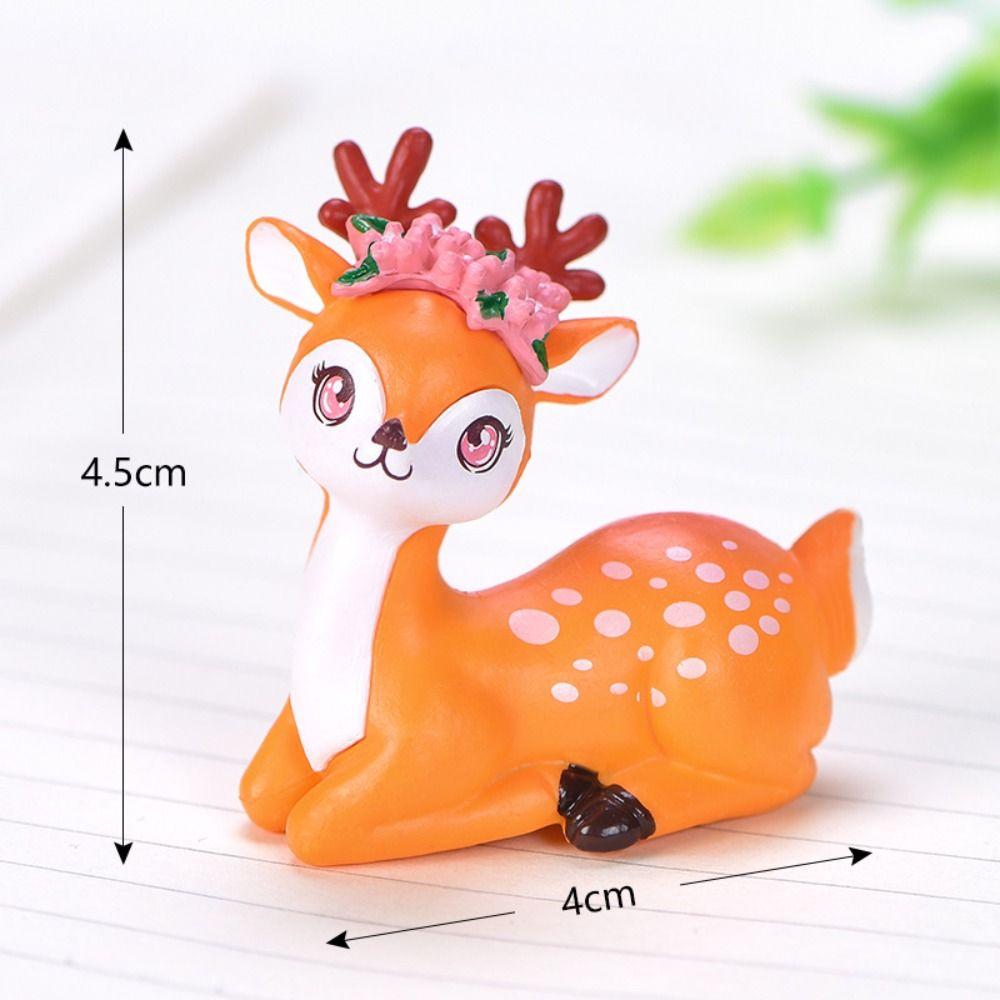 Plastic Cartoon Sika Deer Figurine Delicate Animal Statue Mini Cartoon Sika Deer Ornament  Outdoor
