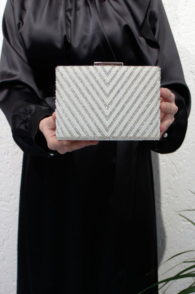 Women's Stylish and Useful Evening Dress Bag Women's Platinum Triangle Stone Evening Dress Evening Bag