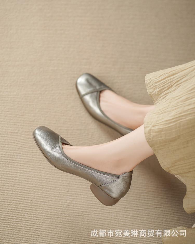 Кожаные туфли-лодочки с круглым носком, женские, новые на весну и осень 2025 года, на низком каблуке, на одной педали, туфли для бабушки, мягкая подошва, для работы