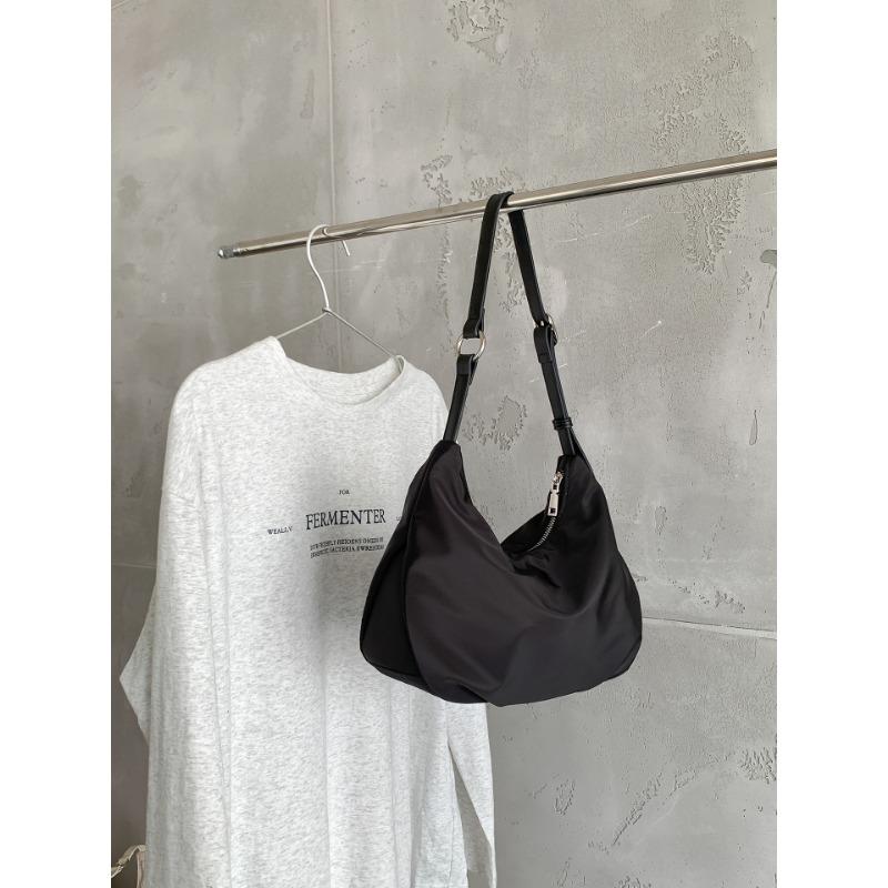 Трендовая сумка с леопардовым принтом, большая вместимость, мягкая поверхность, женская сумка для поездок на работу, модная новая нейлоновая сумка через плечо для женщин