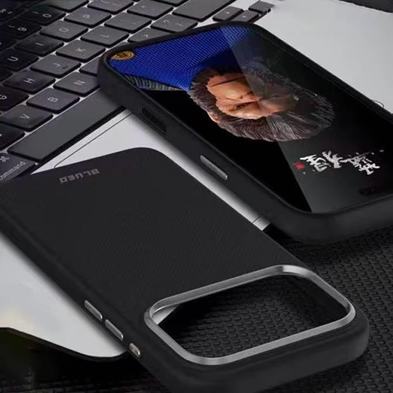 Керамический чехол Blueo для iPhone 17 Pro Max Чехол с задней крышкой из кевлара для беспроводной зарядки для iPhone 17 PRO MAX