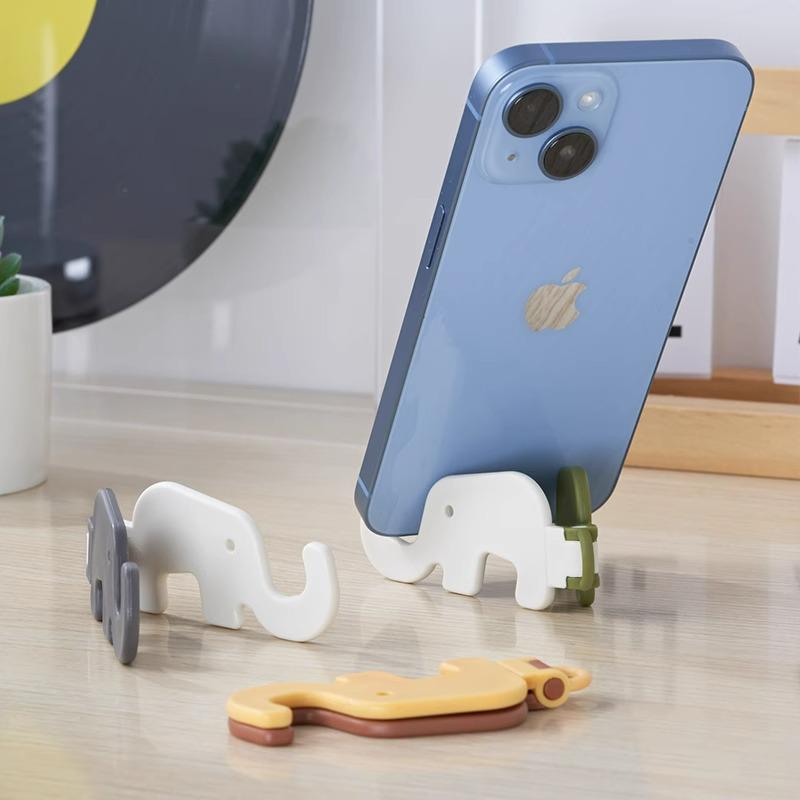Elephant Keychain Phone Holder: Portable, Multifunctional, Foldable, Mini Desktop Stand