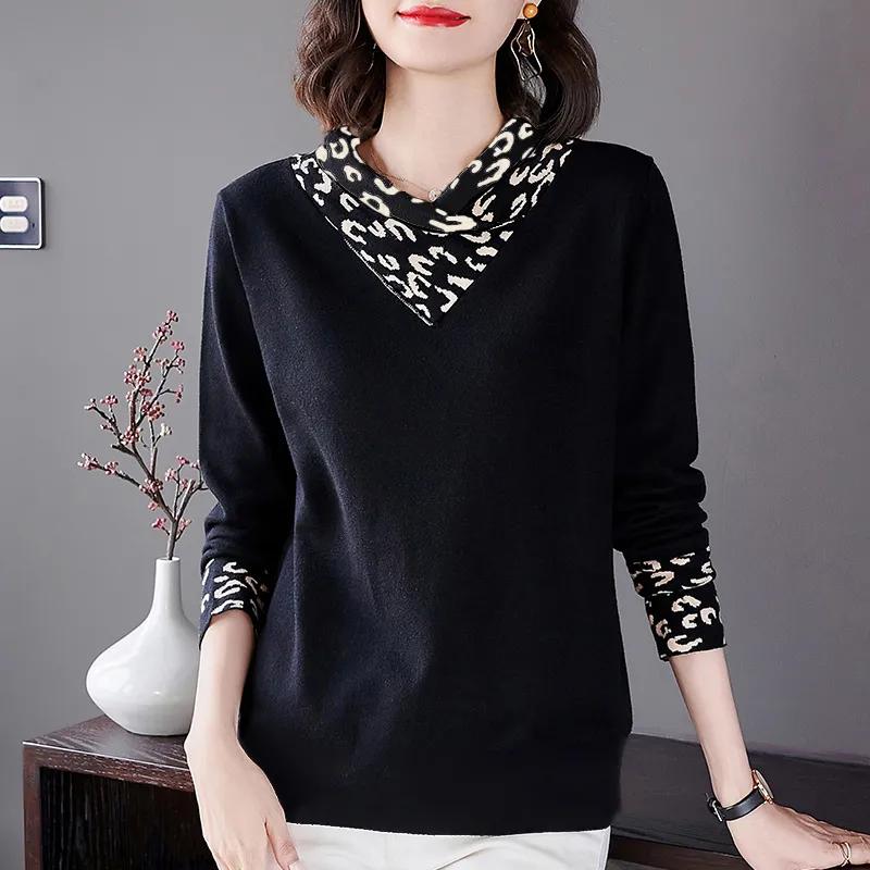 Women's Winter Warm Bottoming Long-sleeved V-neck Color Blocking Half-high Neck Knitted Bottoming Shirt