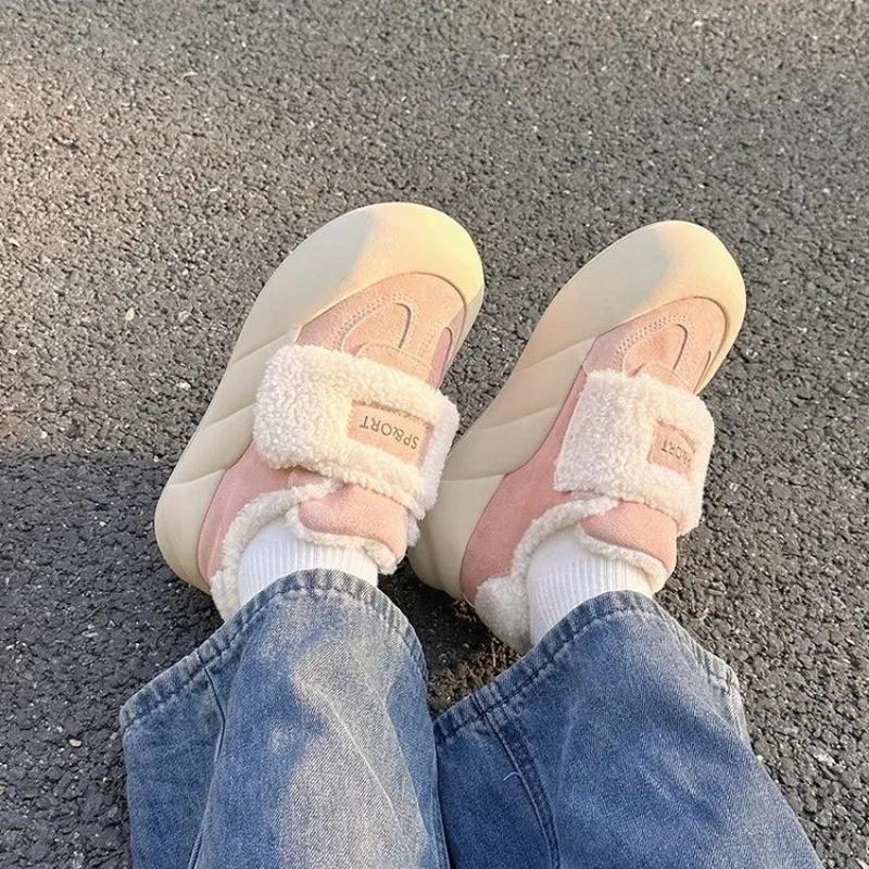Модные хлопковые туфли на толстой подошве, новинка зимы 2024 года, повседневные теплые кроссовки в студенческом стиле, кавайные женские теннисные туфли в стиле Лолита на толстой подошве