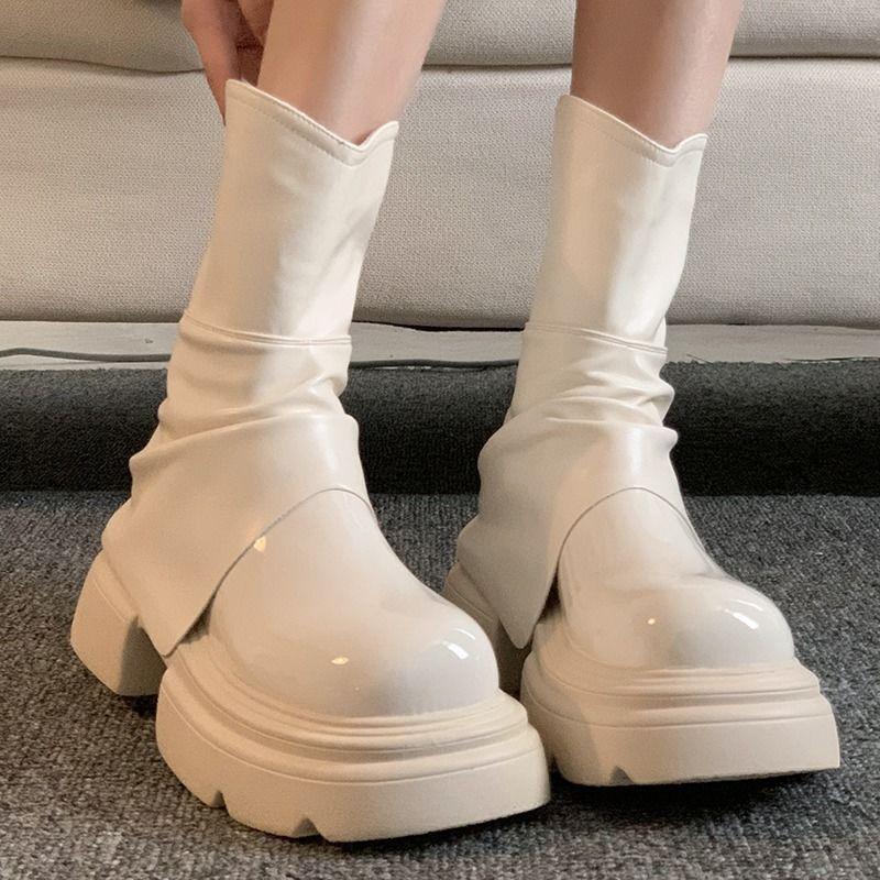 Увеличивающие рост и тонкие брюки, короткие ботинки, детские, осень 2024 года, новые популярные высококачественные универсальные ботинки Martin в стиле ретро на толстой подошве