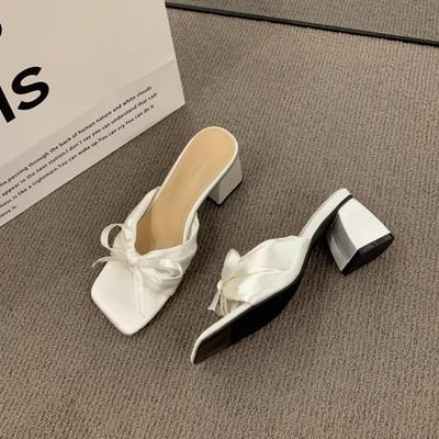 Женская обувь на каблуке с бантом Белые женские тапочки Сандалии с открытым носком Уникальные Шикарные и Элегантные Ева Новая Коллекция Обувь Vip Слайды