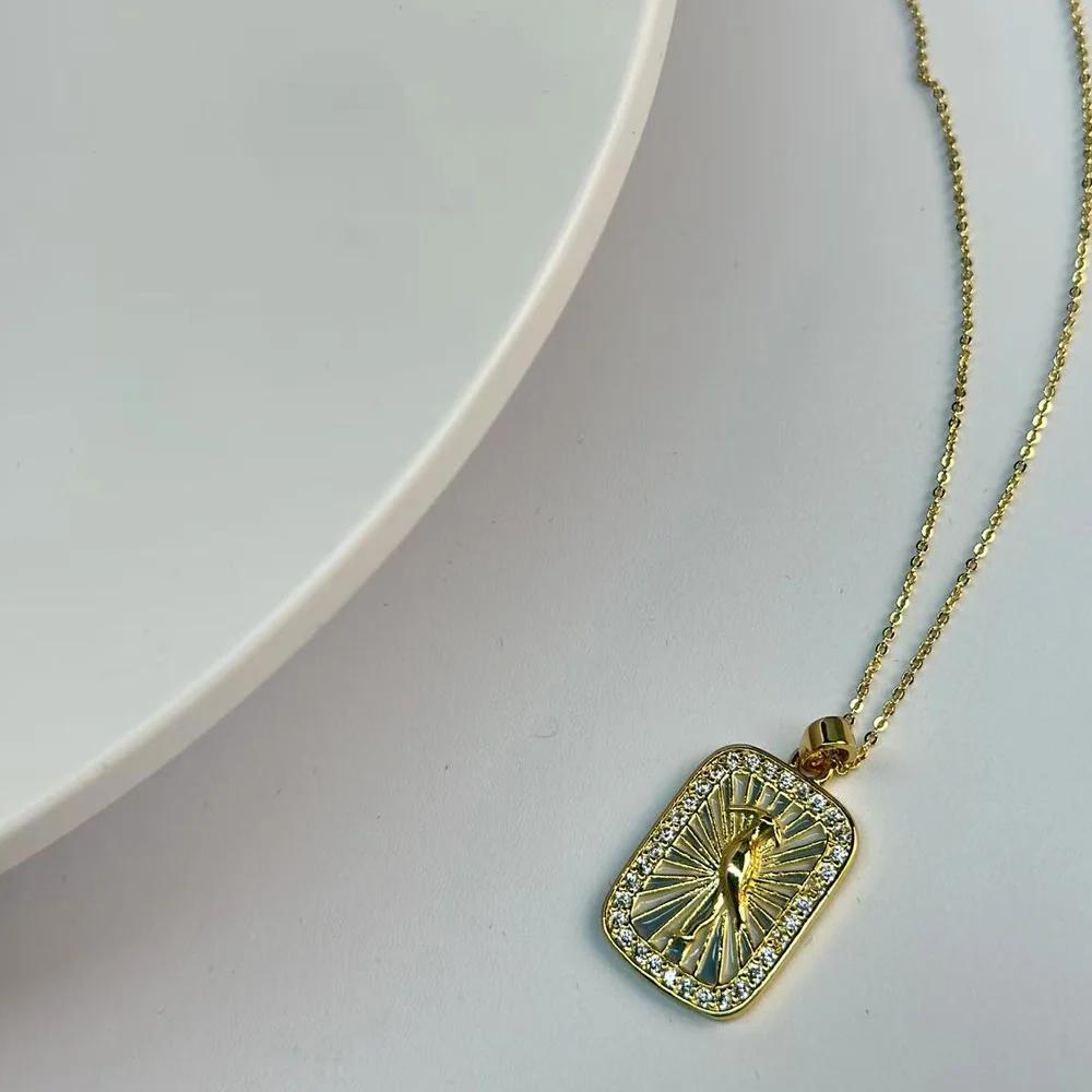 Женское ожерелье из меди с покрытием 18-каратным золотом 2025, винтажная серия «Океан», морской конек, дельфин, элегантные изящные цепочные украшения