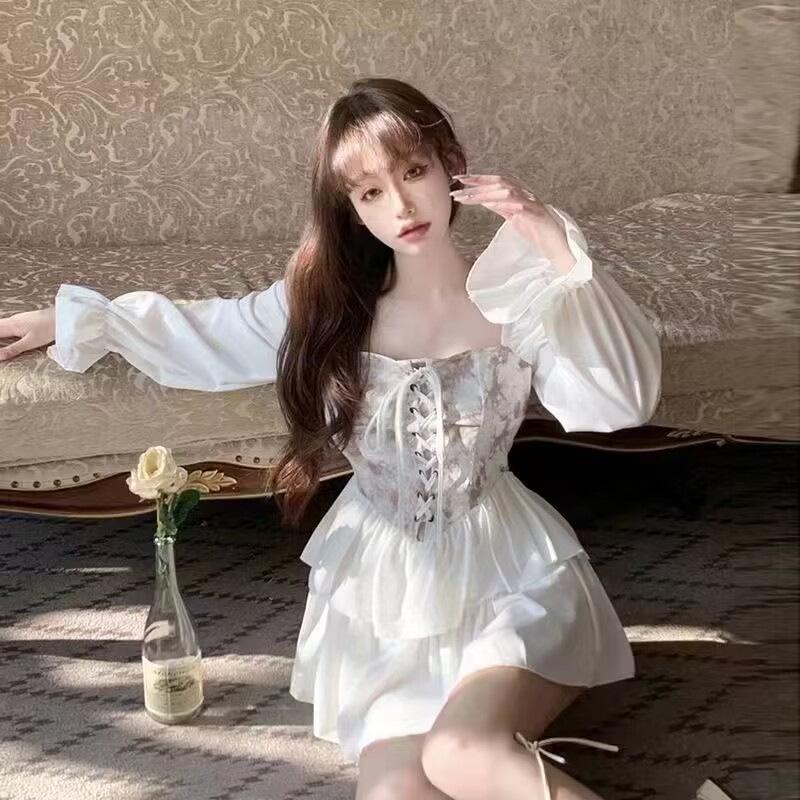 Женское весенне-летнее платье в стиле «тай-дай» с эффектом чернильной росписи, асимметричное на одно плечо, приталенное, с пышной юбкой и завязкой на талии