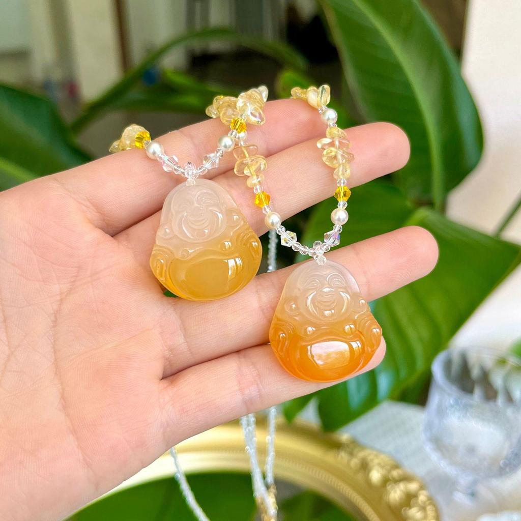 Натуральное агатовое ожерелье с желтком халцедона, листом Будды Гуаньинь и цепочкой-свитером с пряжкой безопасности