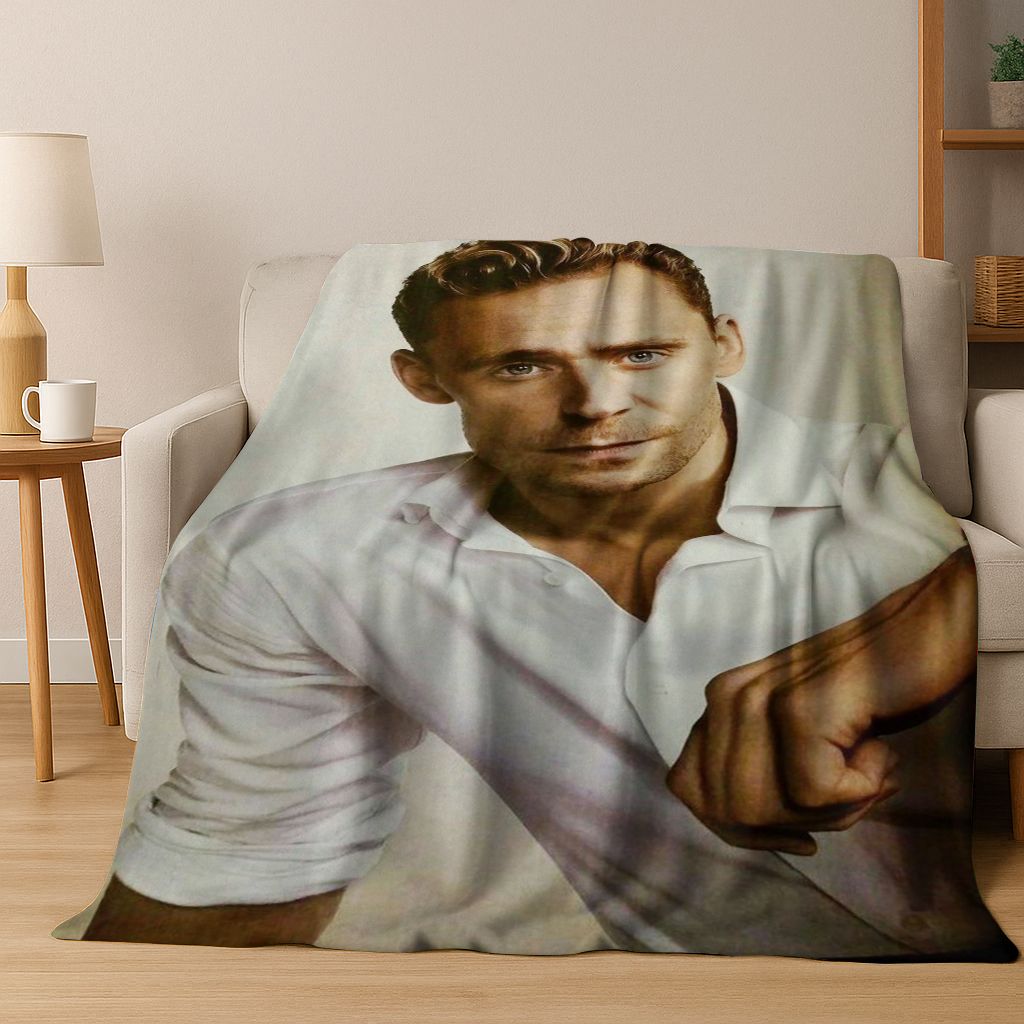 3D Tom Hiddleston Art Actor Star Flannel Blanket,Cozy Soft Throw Blanket for Home Bedroom Bed Sofa Picnic Office Cover Kids Gift