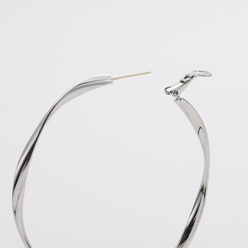 Серьги Kenjie Original Design Exaggerated Large Circle Earrings - популярные серьги-кольца с европейским и американским влиянием моды